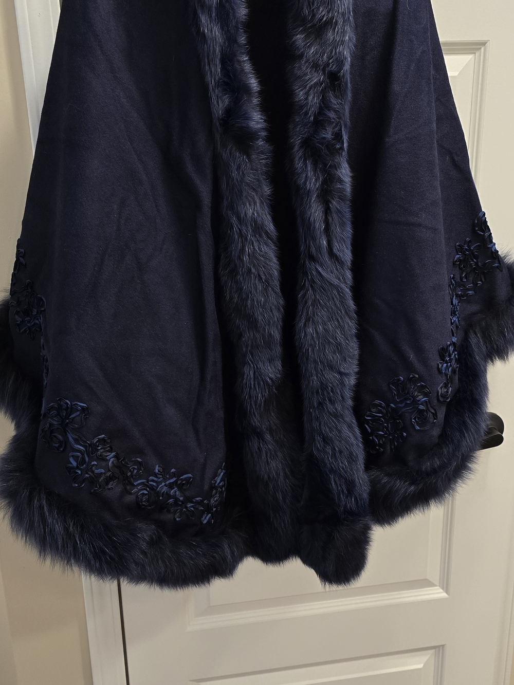 GORSKI Navy Wool And cashmere Embroidered Cape Wrap